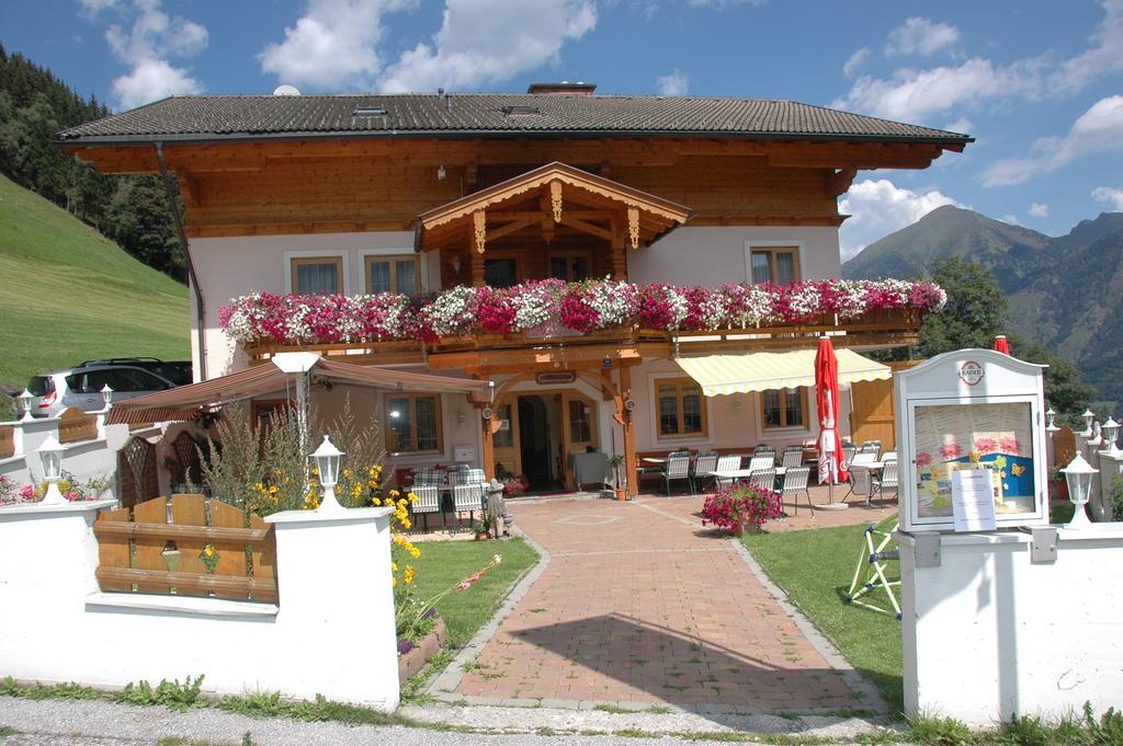 Hotel-Pension Lackenbauer バート・ホーフガシュタイン エクステリア 写真