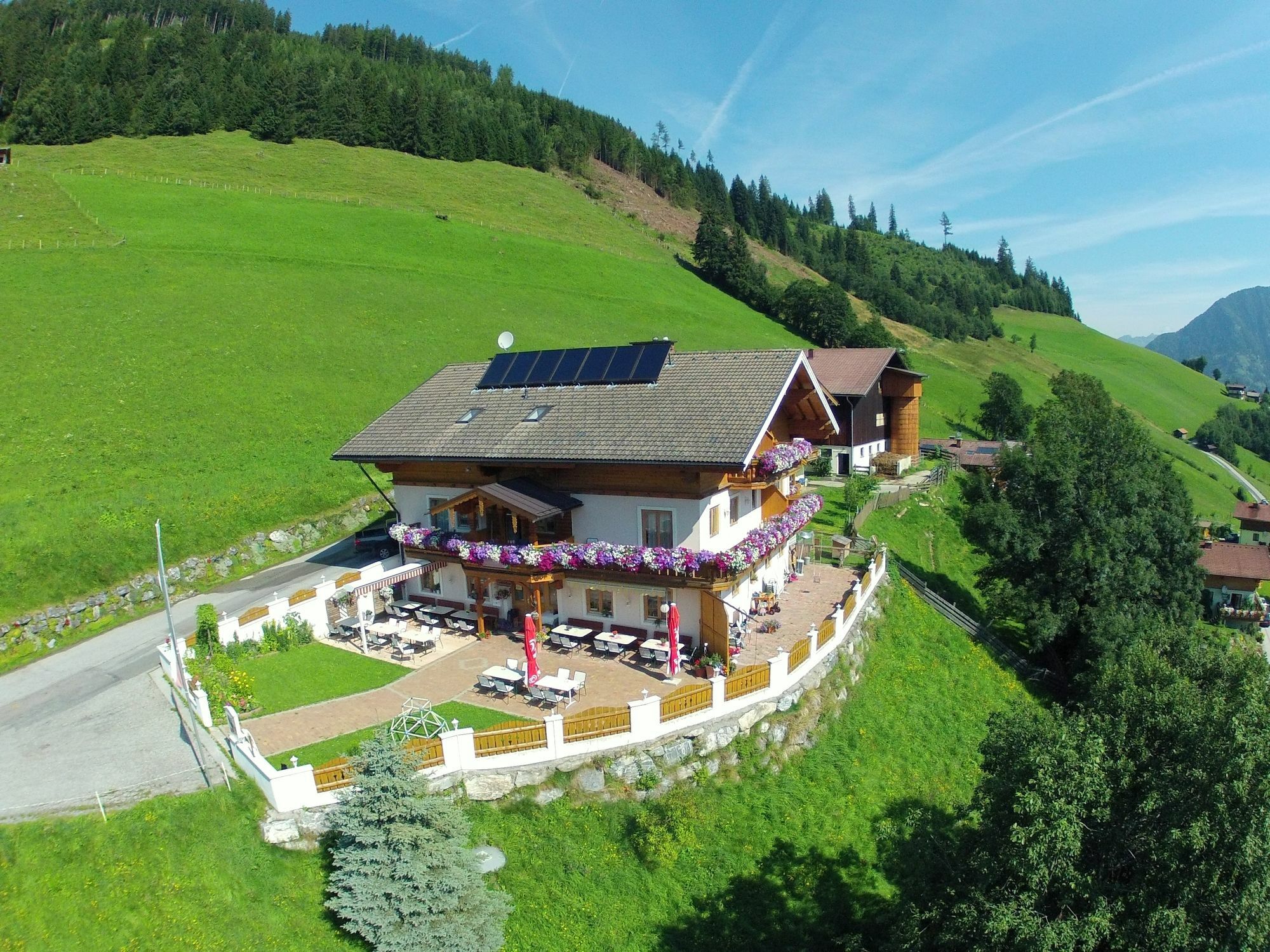 Hotel-Pension Lackenbauer バート・ホーフガシュタイン エクステリア 写真